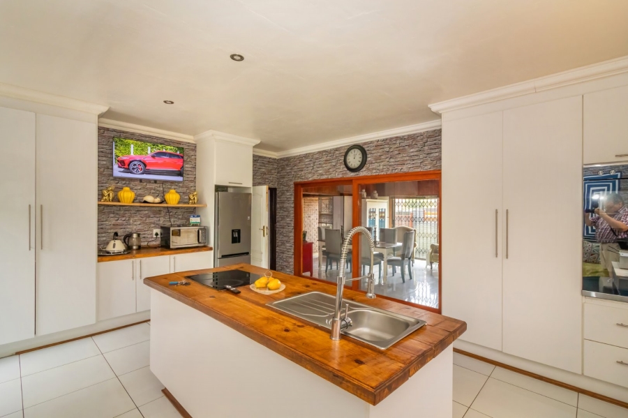 3 Bedroom Property for Sale in Maokeng Free State